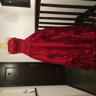 赤ドレス　11号から13号
