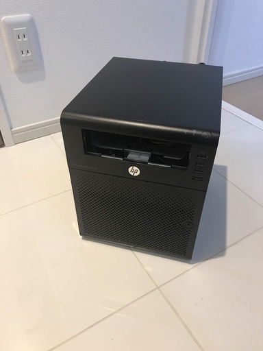 HP ProLiant MicroServer N40L TDP15W HDD 500GB メモリ4G 鍵*2 HP新品キーボード付き