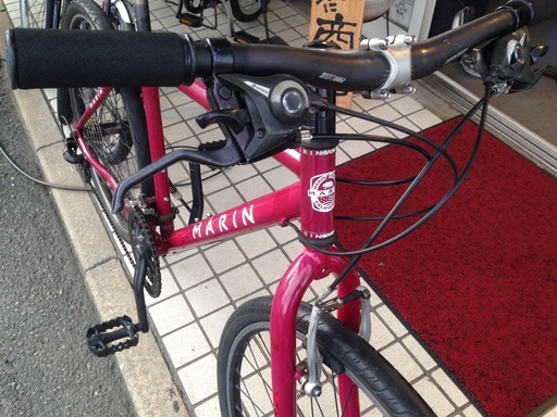 値下げ マリン ミュアウッズ 人気 マルーンのMTB 街乗りスリックタイヤ  