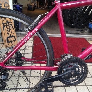 値下げ　マリン　ミュアウッズ　マルーンのMTB 　街乗りスリックタイヤ　綺麗な中古です