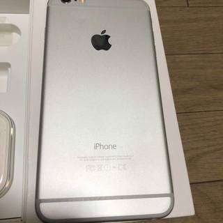 美品！docomo Apple iPhone 6 Plus 128GB Silver