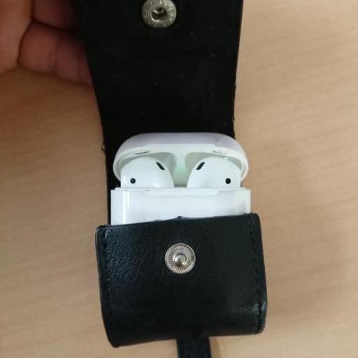 ヘッドフォン airpods