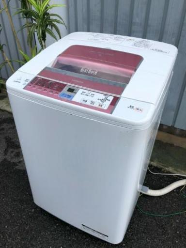 ピンクの大きめ洗濯機♪2011年製でまだまだ元気！
