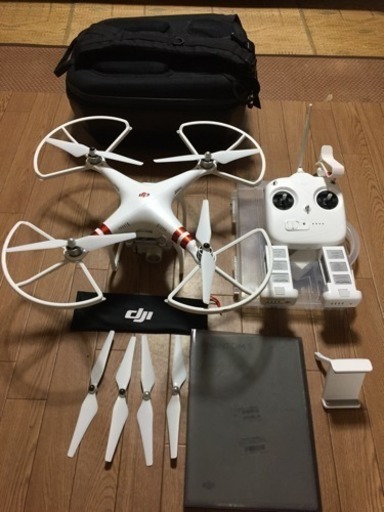 ドローン最高峰メーカー DJI ファントム3 スタンダード