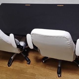 日本製パソコンデスク幅1800　x1　と　オフィスチェア社長椅子...