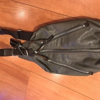 コーチ メンズ ボディバック トンプソン レザー