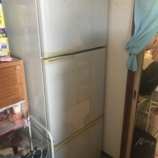 富士通 KR- E35D 冷蔵庫 無料であげます。