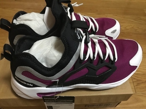 新品未使用！正規最高傑作品！Reebok FURY ADAPT高級上質ハイテクスニーカー！パープル/ブラック/ホワイト！jp28.5㎝