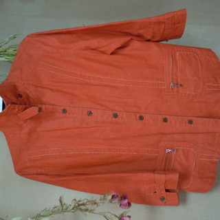 KANSAI BIS オレンジのジャケット