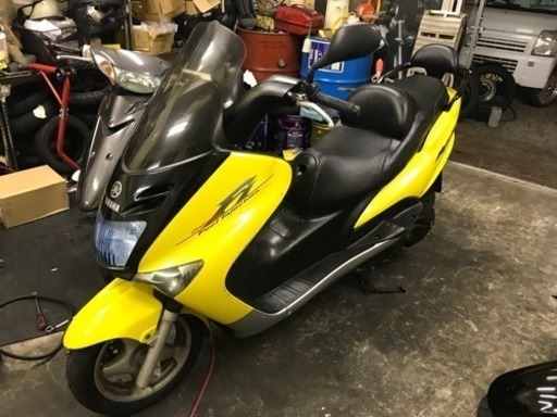 マジェスティ125FIインジェクションモデル
