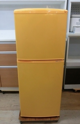 【販売終了しました。ありがとうございます。】AQUA　2ドア　冷凍冷蔵庫　AQR-141A　2012年製　イエロー　中古品
