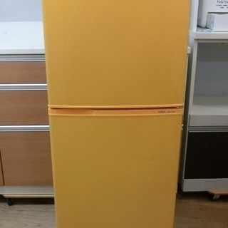 【販売終了しました。ありがとうございます。】AQUA　2ドア　冷凍冷蔵庫　AQR-141A　2012年製　イエロー　中古品