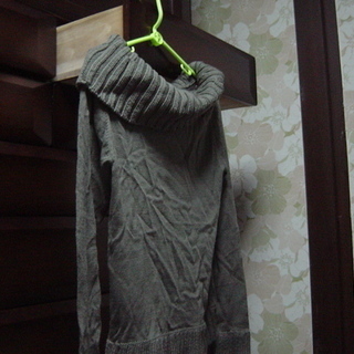 ★ピースモンティのセーター