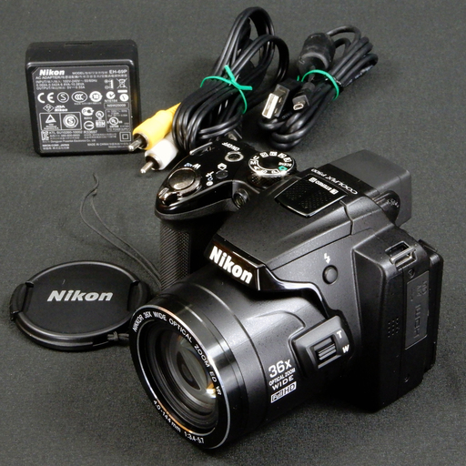 NikonデジタルカメラCOOLPIX P500 ブラック P500 1210万画素 裏面照射CMOS 広角22.5mm 光学36倍 3型チルト式液晶 フルHD  Used美品