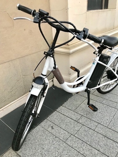 【2022年まで保証期間】電動アシスト自転車 22インチ (防犯登録証あり)
