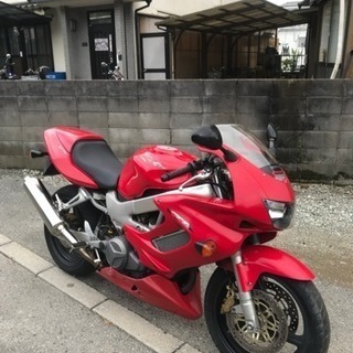 大幅値下げ！VTR1000F  500cc2発の加速はハンパないです！