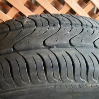 215/70/16 RAV4 純正 タイヤ ４本 RV用トーヨータイヤ