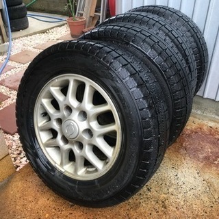 国産スタッドレスタイヤタイヤ 215/65R15インチ 6J(+...