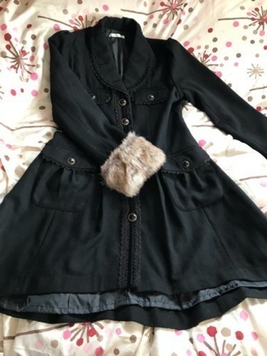 Axes Femme アクシーズファム 可愛い黒いコート まりも いすみの服 ファッションの中古 古着あげます 譲ります ジモティーで不用品の処分