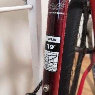 掲載時より5000円値下げ クロスバイク MARIN マリン MUIRWOODS 2010 赤 フレームサイズ19インチ 美品＋予備タイヤ