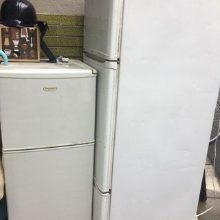 冷蔵庫、2台有ります。古いですが、良く冷えます、と言うか、まだま...