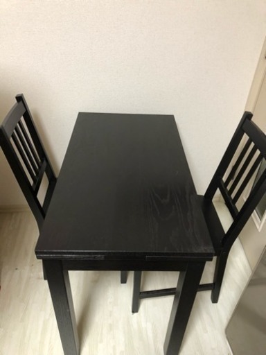 IKEA 伸長式ダイニングテーブル ブラックブラウン 椅子2脚