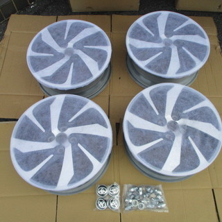 アクア　純正ホイール　4本　Xアーバン　16×6J　オフセット45　美品