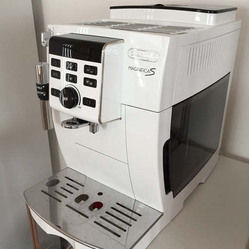 デロンギ マグニフィカS ホワイト ECAM23120WN デロンギ
