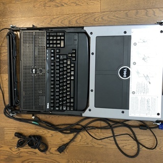 DELL PowerEdge 1Uラックコンソール 17インチモ...