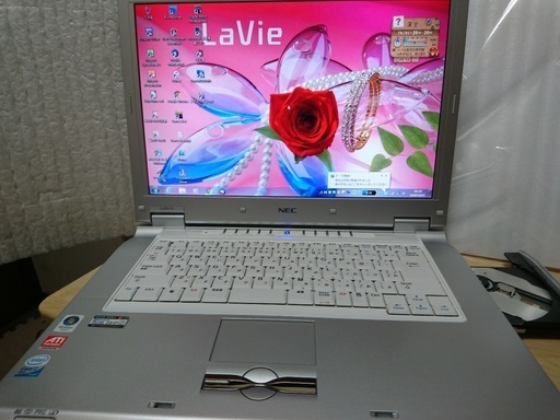 【取引中】　ＳＳＤ搭載で軽快　NEC　Lavie　15インチ　ノートパソコン