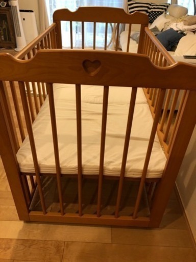 コスガ ベビーベッド ジェントルハート 木彫り inbedding.com.tr