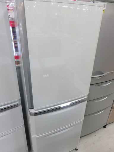 取りに来れる方限定！2011年製MITSUBISHIの3ドア冷蔵庫です