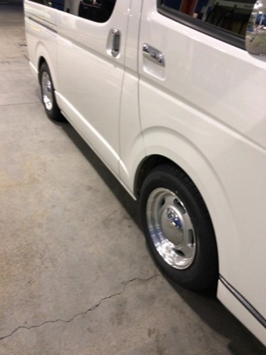 チャンバー 保持 同性愛者 ハイエース ムーン アイズ ホイール Minoen Jp