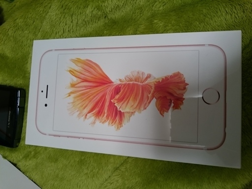 新品未使用　simフリー済　iphone6s 32gb