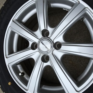 値下げ！DUNLOPスタッドレスタイヤ185/60R15 ホイールセット