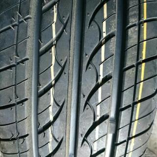 新品アルミ・タイヤ四本セット！