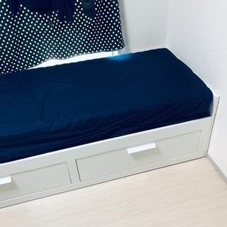 【引き取り27日まで】IKEA ベッドの画像