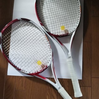 値下げヨネックス公式テニスラケット２本　VCOREXi Feel...