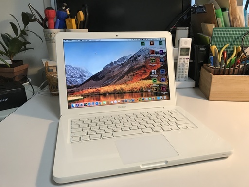 ★Apple MacBook Core2Duo 2.26GHz/4GB/250GB
