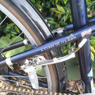 ローバーのクロスバイク　中古自転車　194