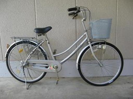 〔中古〕２４インチ軽快車（内装３段変速・ローラーブレーキ）