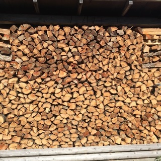 アベマキ未乾燥薪軽トラ約1車分