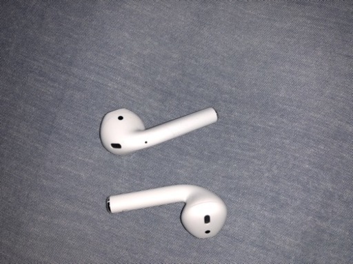 ヘッドフォン AirPods