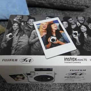 【新品未使用】instax mini70 ホワイト