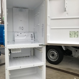 取引中。2015年製アクア冷凍冷蔵庫。美品。千葉県内配送無料。設置無料。