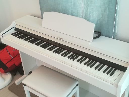 ローランド電子ピアノ　PR501R