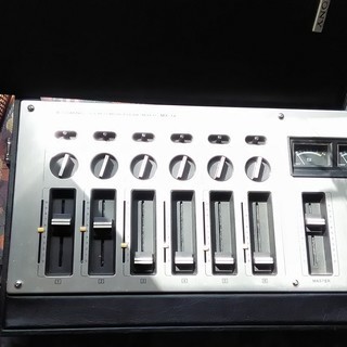 SONY 6CHNNEL MICROPHONE MIXER MX14