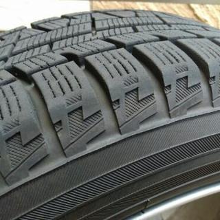 スタッドレスタイヤ&ホイール4本セット　ラクティスで使用　ヨコハマ iG50