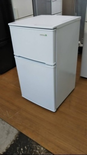 【リサイクルサービス八光　安心の3か月保証　配達・設置OK】HERBRelax　YRZ-C09B1　ヤマダ電機オリジナル　直冷式冷蔵庫　(90L)