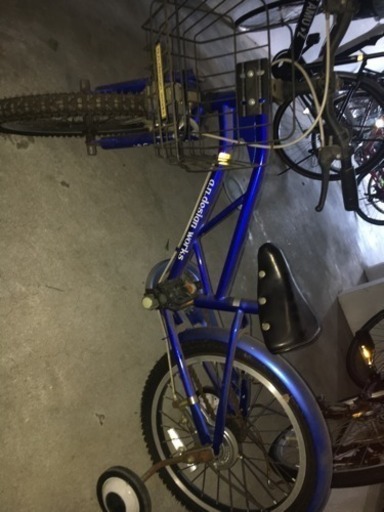子供用自転車  補助輪付